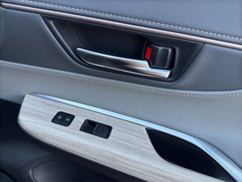 2022 Toyota Venza XLE