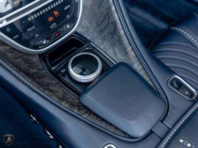 2019 Aston Martin DB11 Volante