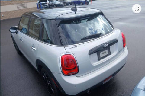 2018 MINI Hardtop 4 Door Cooper