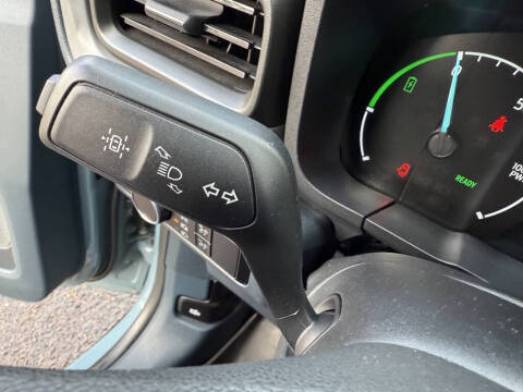 2023 Ford Maverick XL