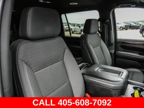 2023 GMC Yukon XL SLE