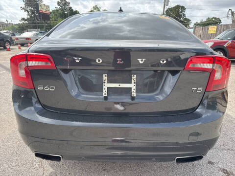 2015 Volvo S60 T5 Drive-E Platinum