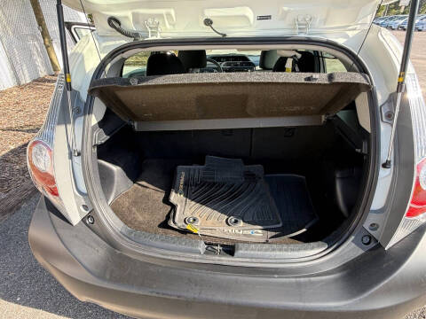 2013 Toyota Prius c Two