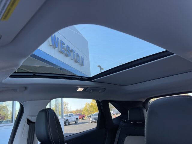 2021 Ford Escape Hybrid Titanium