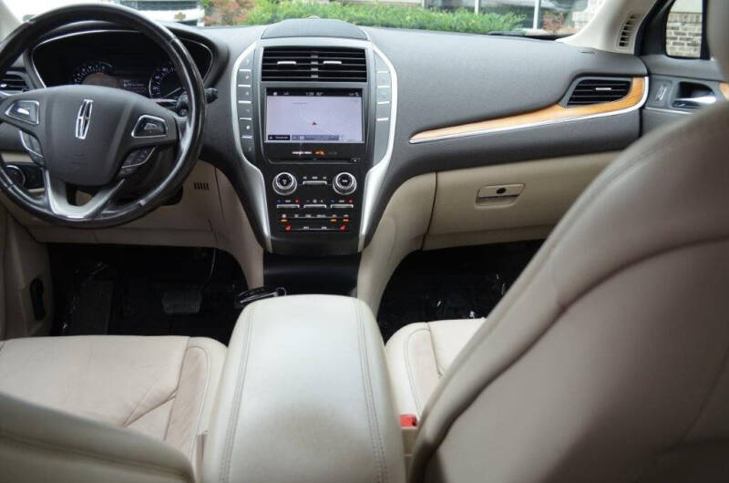 2019 Lincoln MKC Select