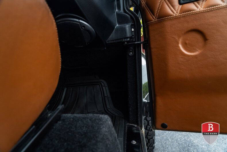 1987 Land Rover Defender