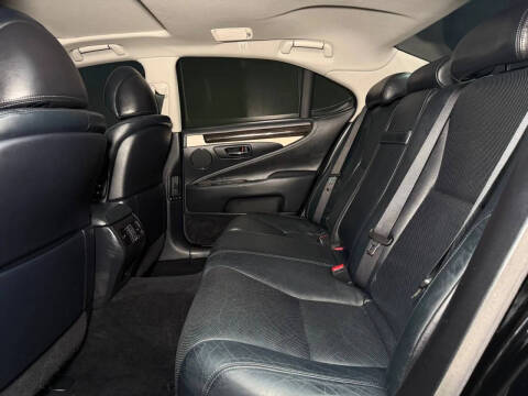 2013 Lexus LS 460