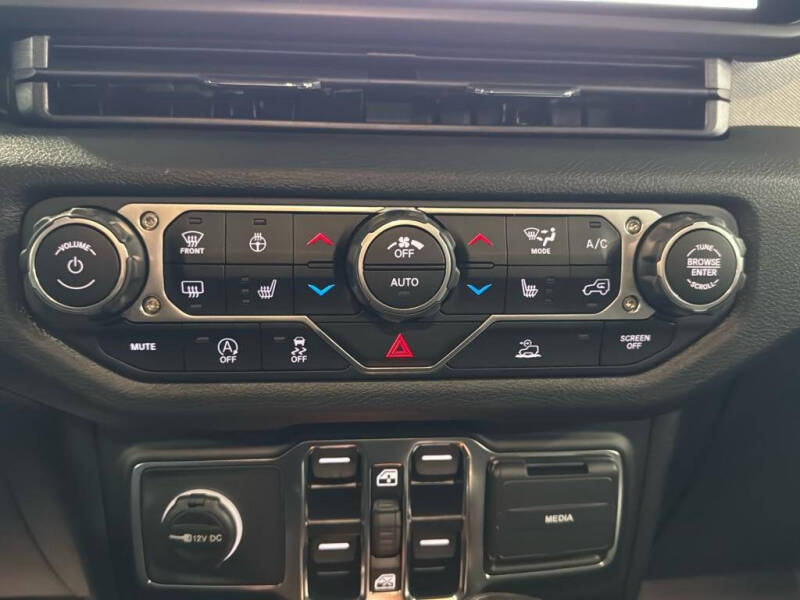 2025 Jeep Gladiator Willys