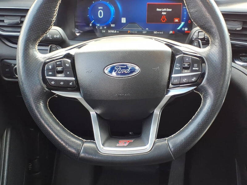 2022 Ford Explorer ST
