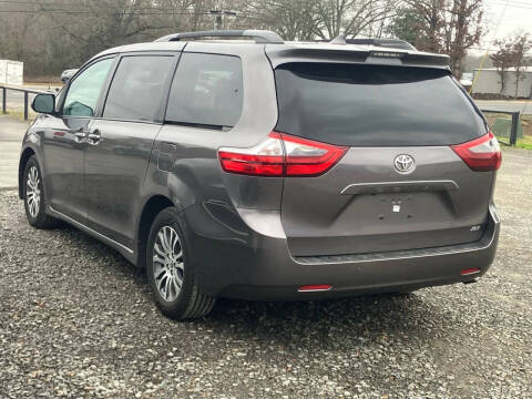 2020 Toyota Sienna