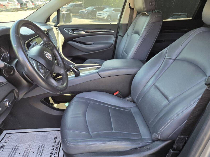 2020 Buick Enclave Essence