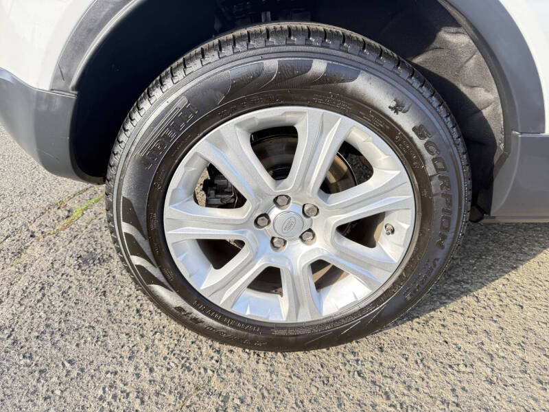 2019 Land Rover Range Rover Evoque SE Premium