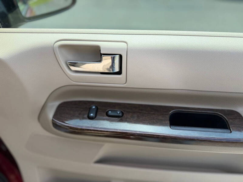 2005 Mercury Monterey Luxury