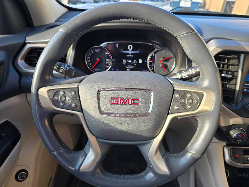 2020 GMC Acadia Denali