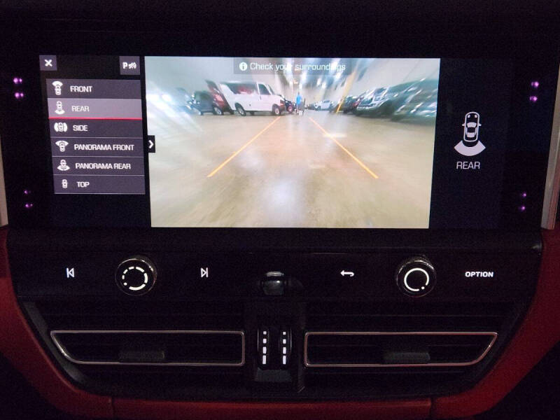 2023 Porsche Macan