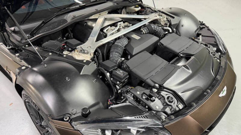 2021 Aston Martin Vantage