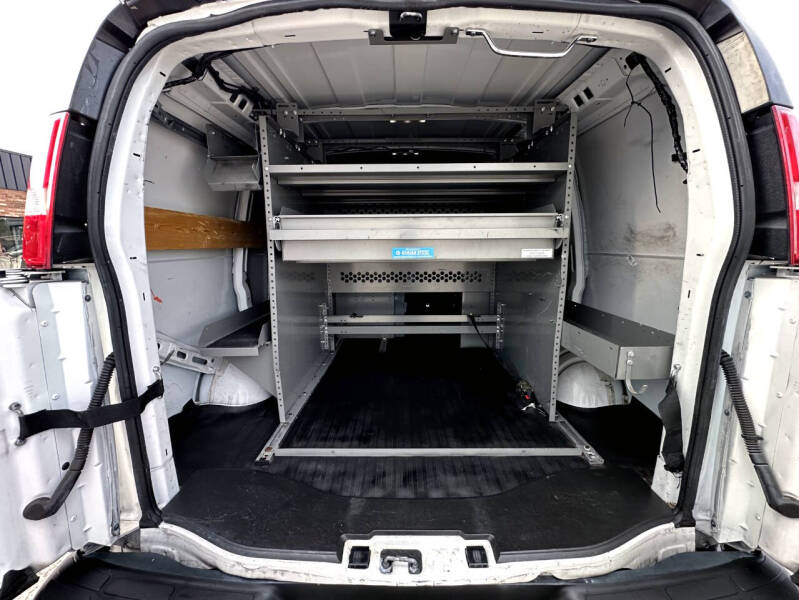 2019 Chevrolet Express 2500