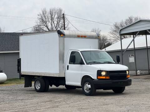 2010 Chevrolet Express for sale at CHOICE PRE OWNED AUTO LLC in Kernersville NC