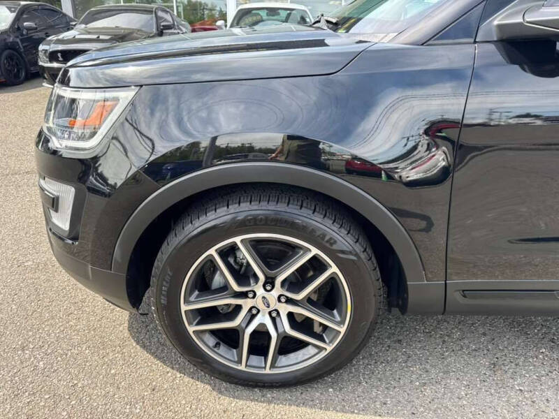 2017 Ford Explorer Sport