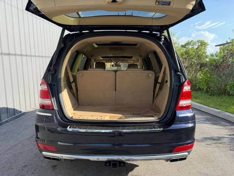 2012 Mercedes-Benz GL-Class GL 550 4MATIC