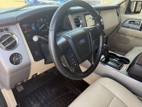 2017 Ford Expedition EL XLT