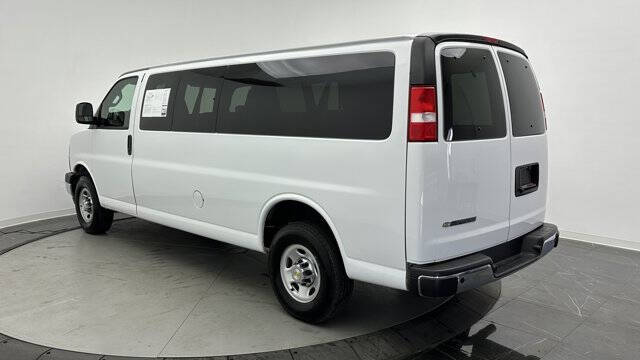 2024 Chevrolet Express LT 3500