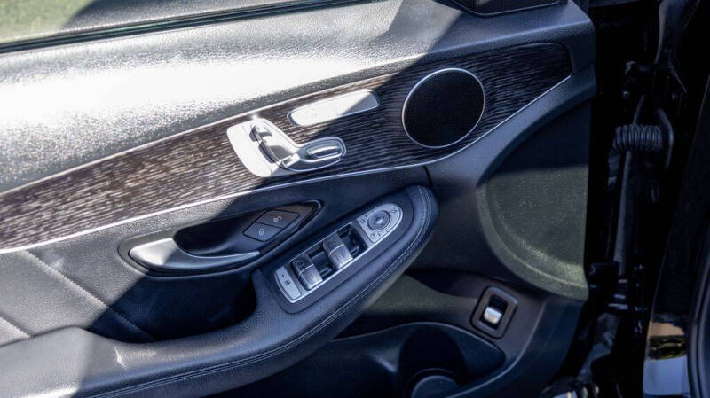 2021 Mercedes-Benz C-Class C 300