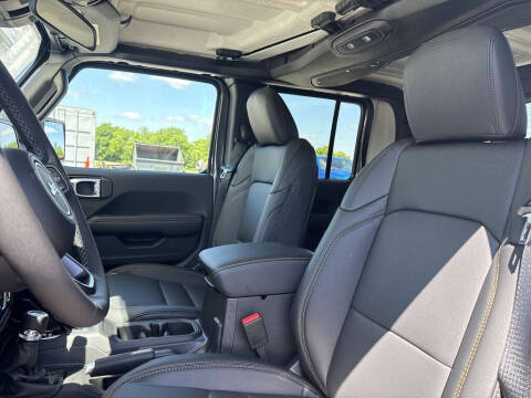 2026 Jeep Gladiator Sahara
