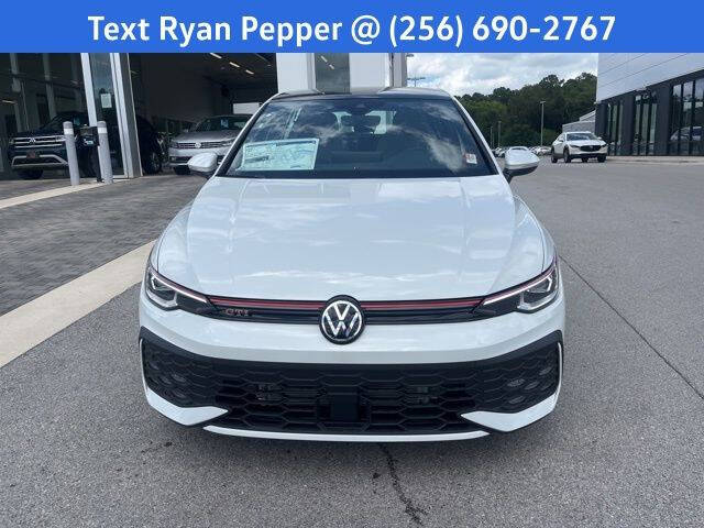 2025 Volkswagen Golf GTI SE