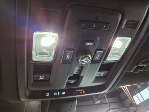 2021 Chevrolet Suburban High Country