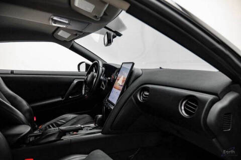 2013 Nissan GT-R Premium