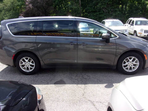 2017 Chrysler Pacifica Touring