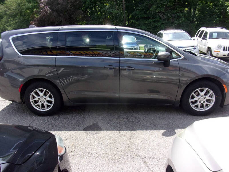 2017 Chrysler Pacifica Touring