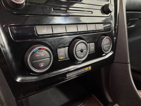 2022 Volkswagen Passat SE