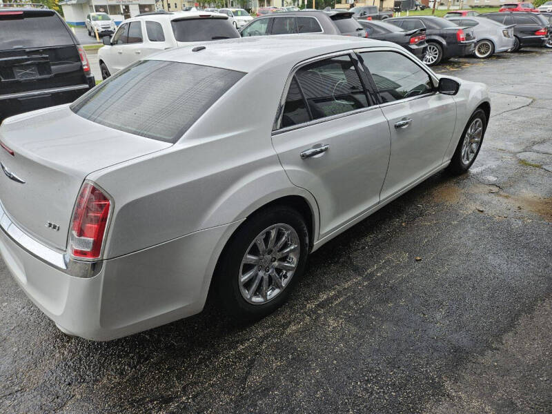 2012 Chrysler 300 Limited