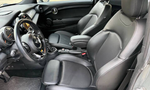 2016 MINI Hardtop 2 Door Cooper