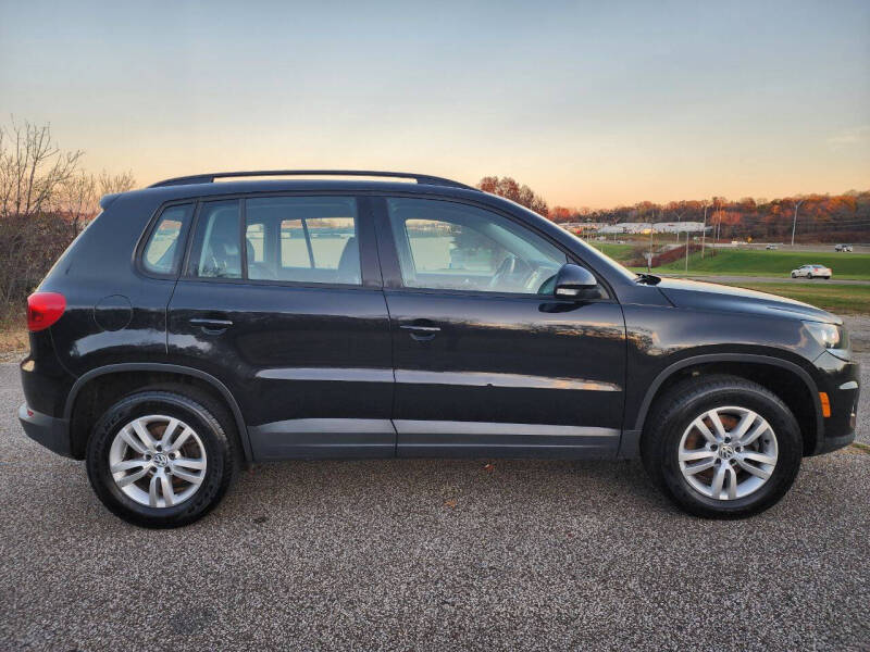 2017 Volkswagen Tiguan Limited Base photo 7