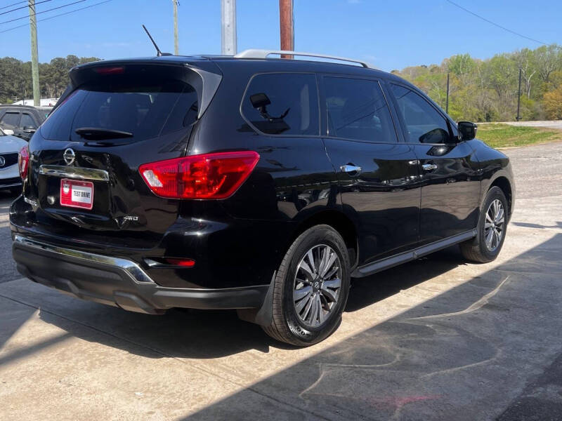 2018 Nissan Pathfinder S