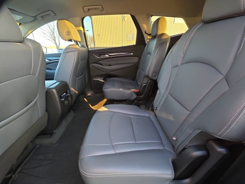 2021 Buick Enclave Essence