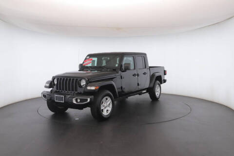 2022 Jeep Gladiator Sport