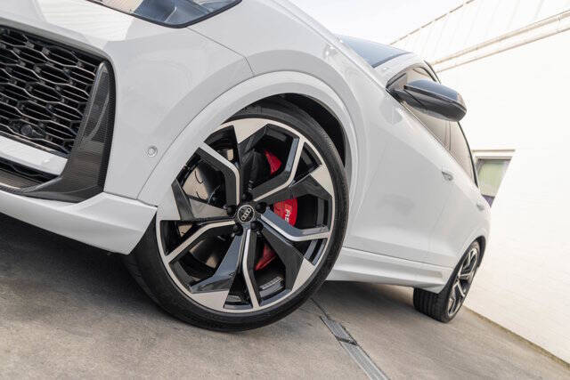 2023 Audi RS Q8 47