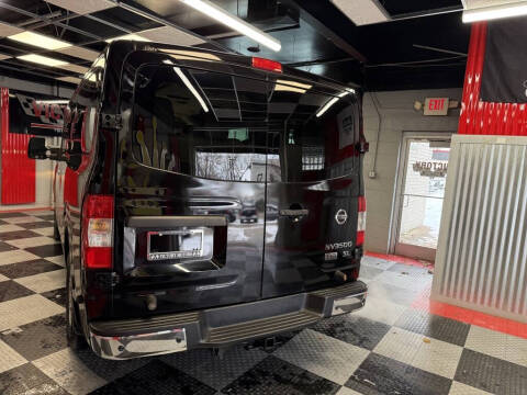 2016 Nissan NV 3500 HD SL