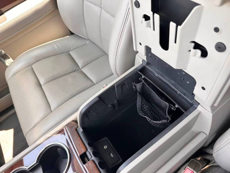 2014 Lincoln Navigator