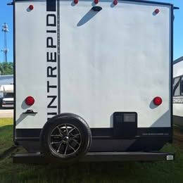2024 Riverside RV INTREPID 211i