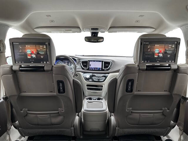 2018 Chrysler Pacifica Touring L Plus