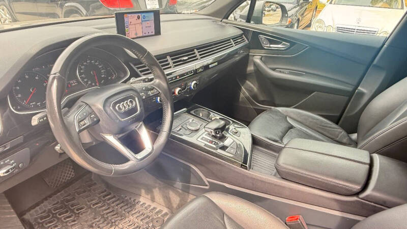 2017 Audi Q7 2.0T quattro Premium