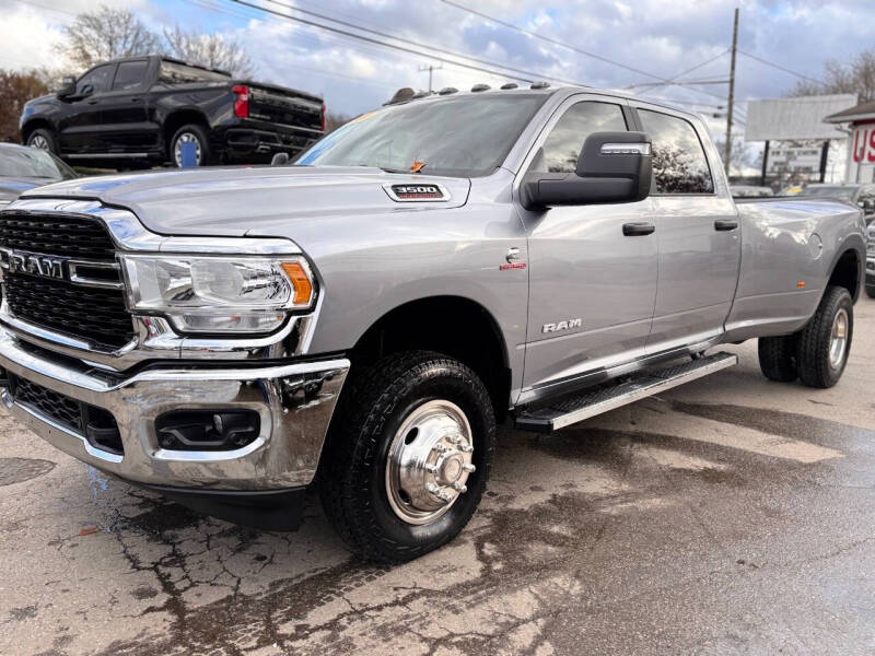 2024 RAM Ram 3500 Pickup Big Horn's photo