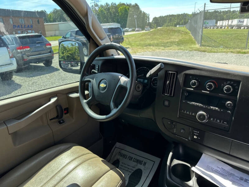 2017 Chevrolet Express 2500