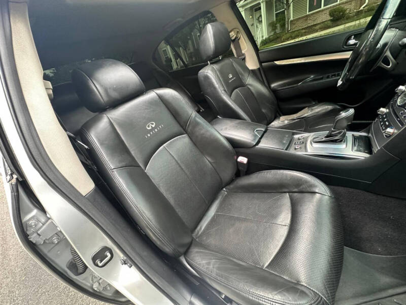 2011 Infiniti G37 Sedan x