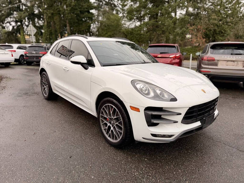 2016 Porsche Macan Turbo